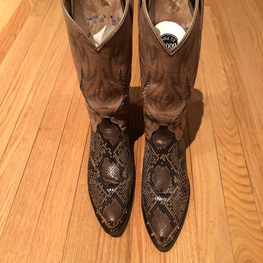 DanPost Cowgirl Boots